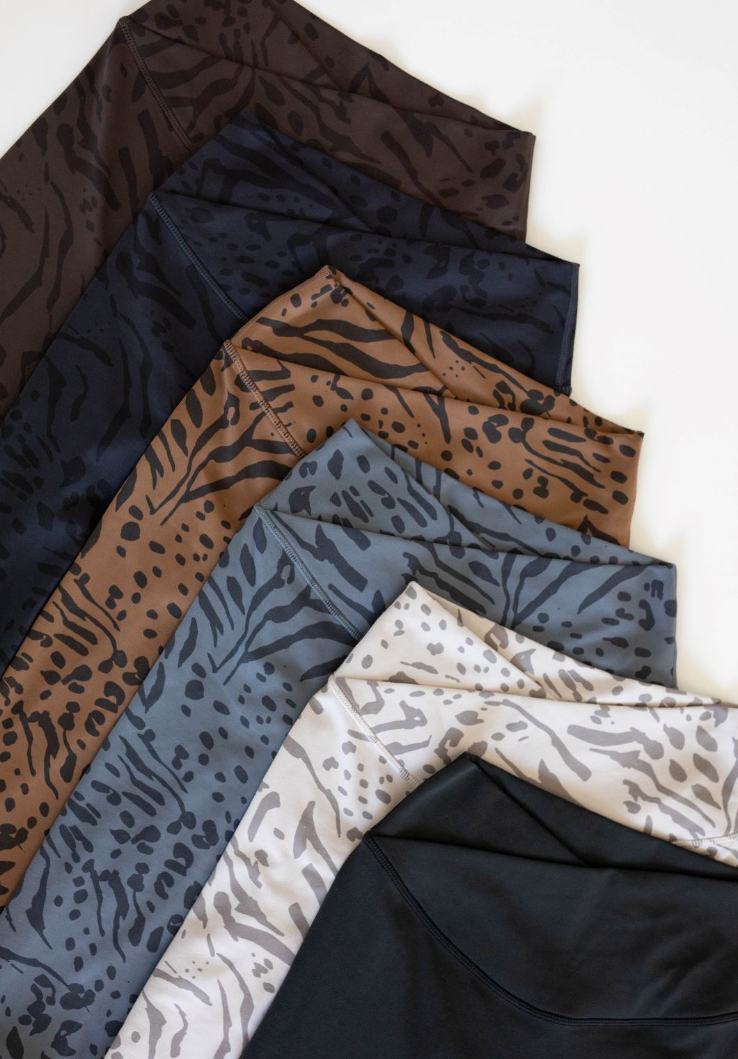 Reluna Crossover Sculptseam Legging Black Leggings/Joggers Paragon Fitwear 