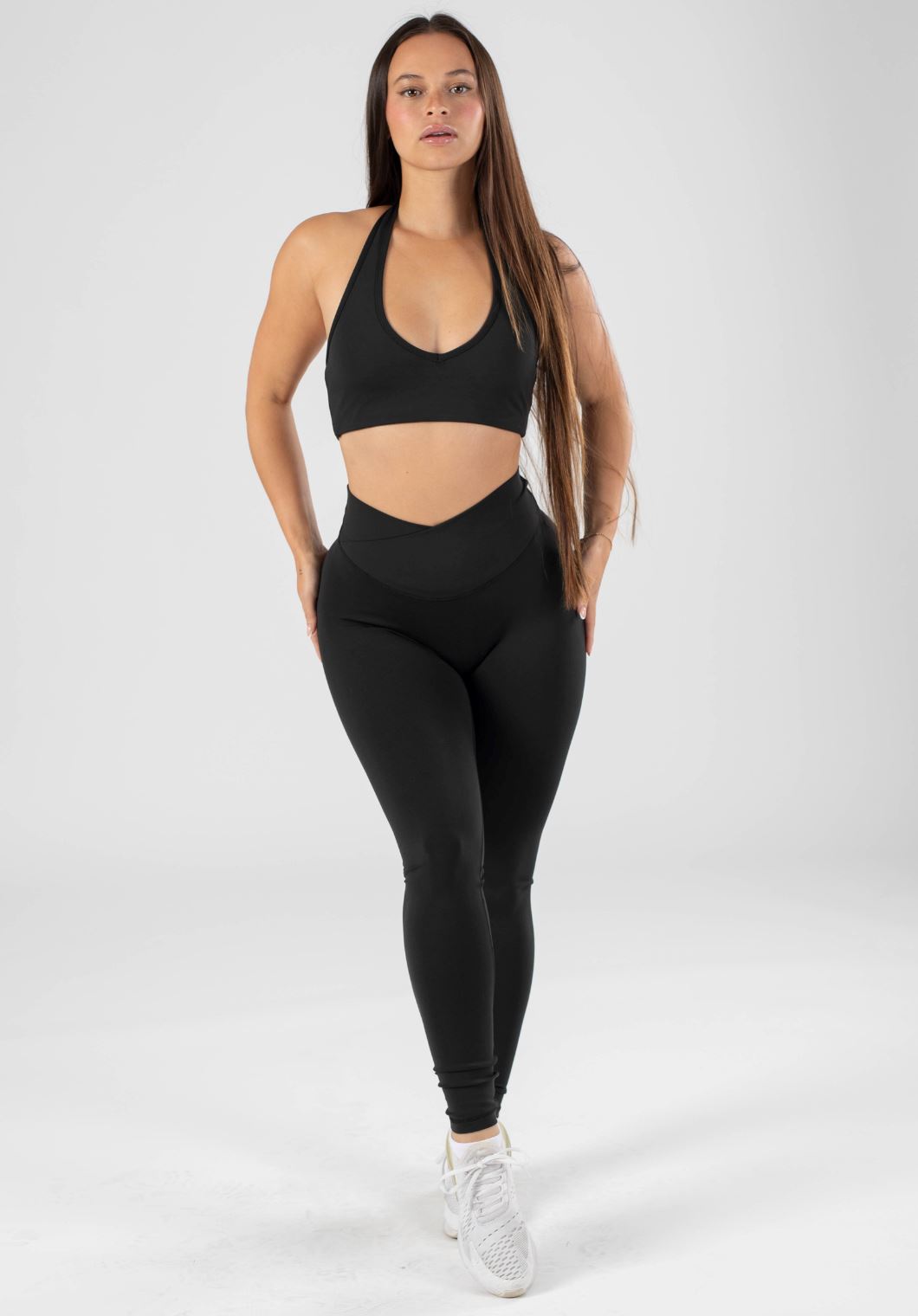 Reluna Crossover Sculptseam Legging Black Leggings/Joggers Paragon Fitwear 