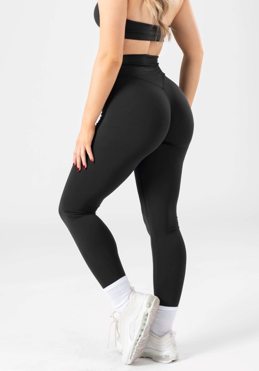 Reluna Crossover Sculptseam Legging Black Leggings/Joggers Paragon Fitwear 